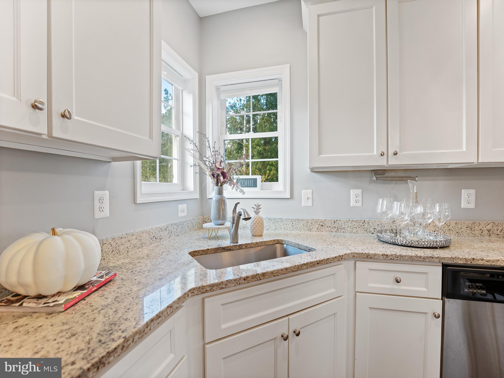 15935 Brackenburn Court Hughesville, MD 20637 - Photo 16 of 55 Kitchen