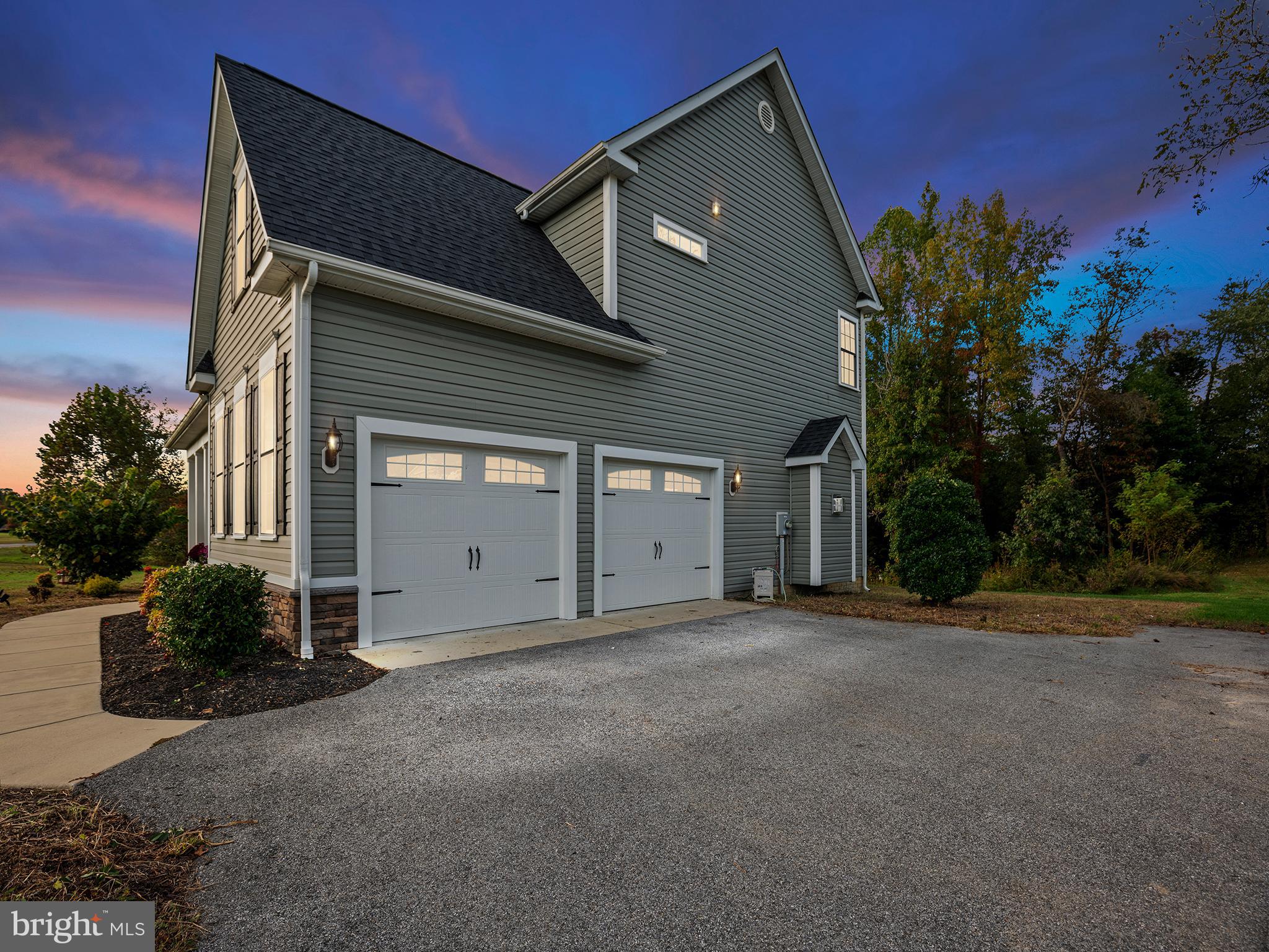 15935 Brackenburn Court Hughesville, MD 20637 - Photo 53 of 55 Side load 2 /car garage