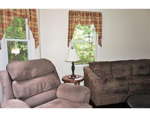 192 New Boston Road Sturbridge, MA 01566 - Photo 8 of 33