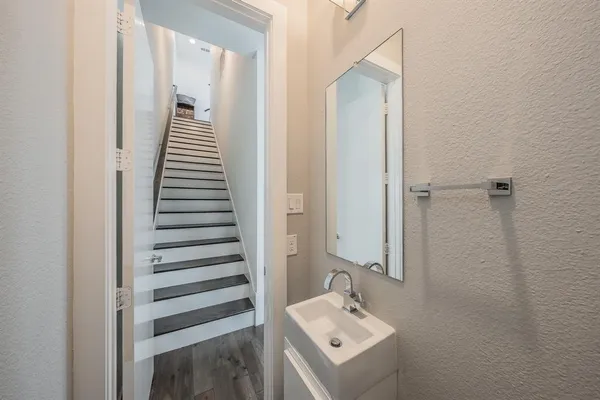 $765,000 | 4954 Camdale Court, Dallas, TX 75204