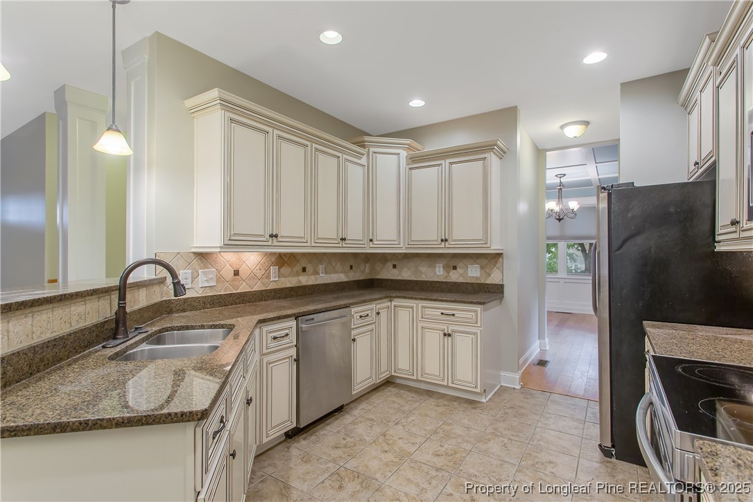 32 Overview Court Spring Lake, NC 28390 - Photo 18 of 49