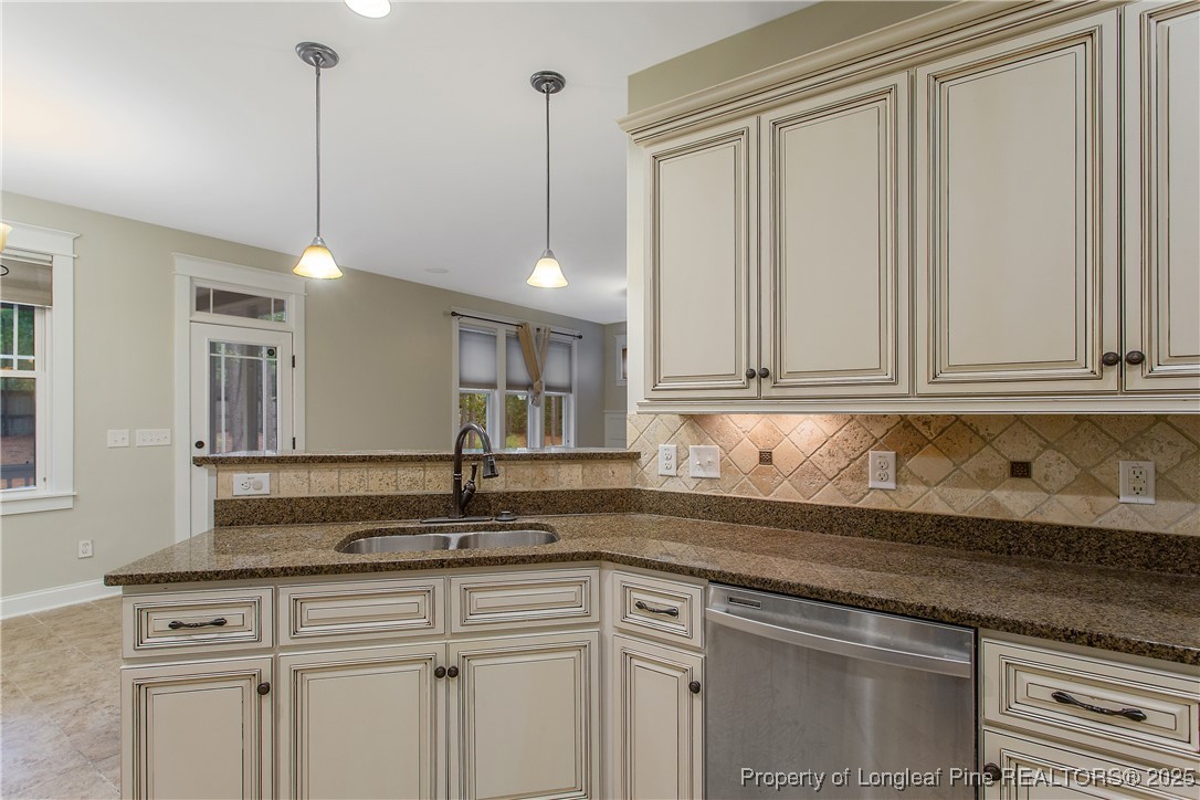 32 Overview Court Spring Lake, NC 28390 - Photo 19 of 49