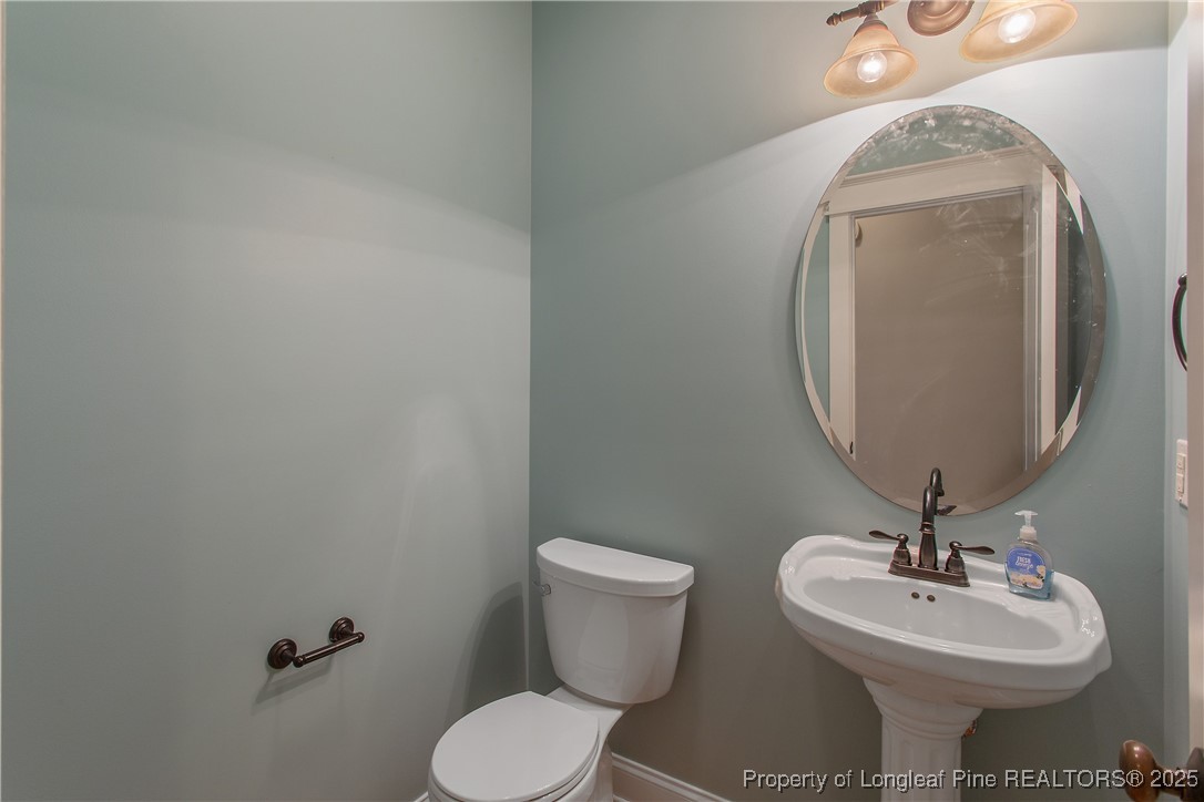 32 Overview Court Spring Lake, NC 28390 - Photo 10 of 49