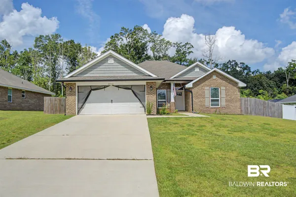 $320,000 | 22976 Ridgewood Drive, Robertsdale, AL 36567