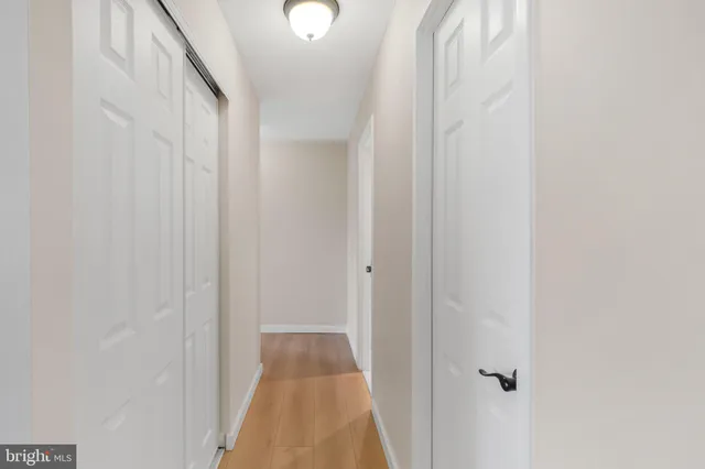 $2,899 | 205 Yoakum Parkway, Unit 209, Alexandria, VA 22304