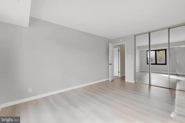 $2,899 | 205 Yoakum Parkway, Unit 209, Alexandria, VA 22304