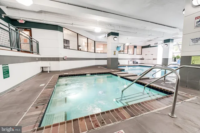 $2,899 | 205 Yoakum Parkway, Unit 209, Alexandria, VA 22304