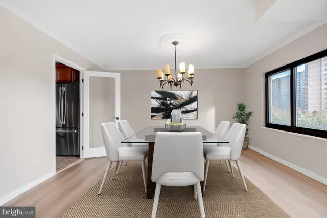 $2,899 | 205 Yoakum Parkway, Unit 209, Alexandria, VA 22304