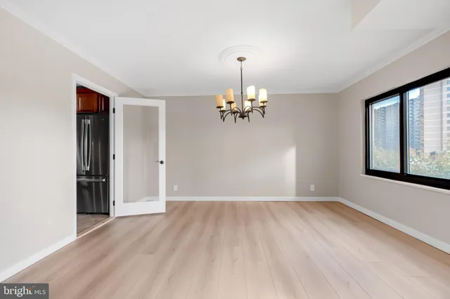 $2,899 | 205 Yoakum Parkway, Unit 209, Alexandria, VA 22304