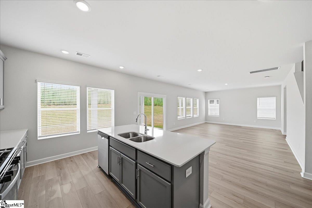 103 Gibbon Way Gray Court, SC 29645 - Photo 13 of 48