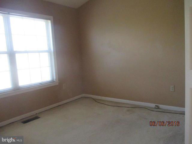 14208 Plum Run Way Silver Spring, MD 20906 - Photo 6 of 13 Bedroom
