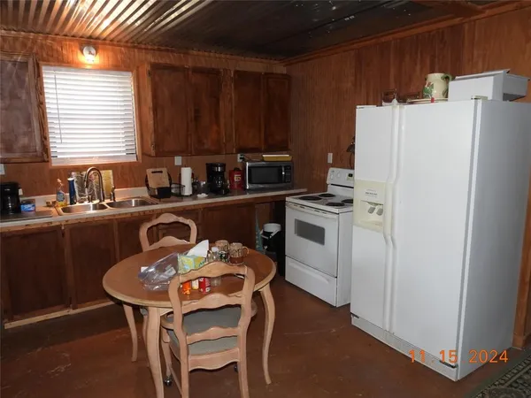 $819,000 | 7202 Highway 84, Coleman, TX 76834