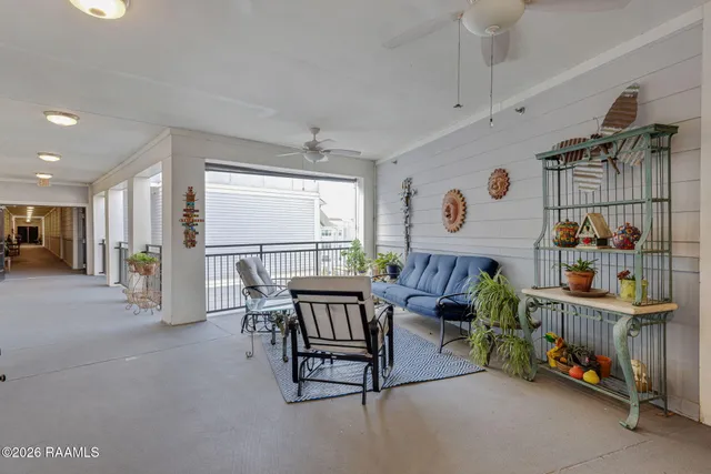 $325,000 | 1521 Camellia Boulevard, Unit 4401, Lafayette, LA 70508