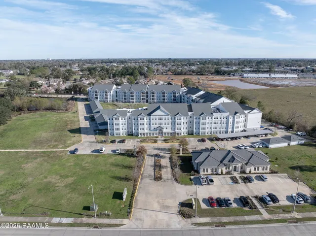 $325,000 | 1521 Camellia Boulevard, Unit 4401, Lafayette, LA 70508