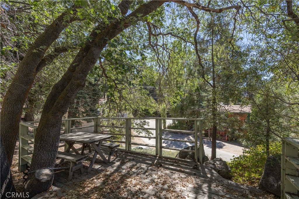 709 Ridge Way Green Valley Lake, CA 92341 - Photo 23 of 29 Deck.