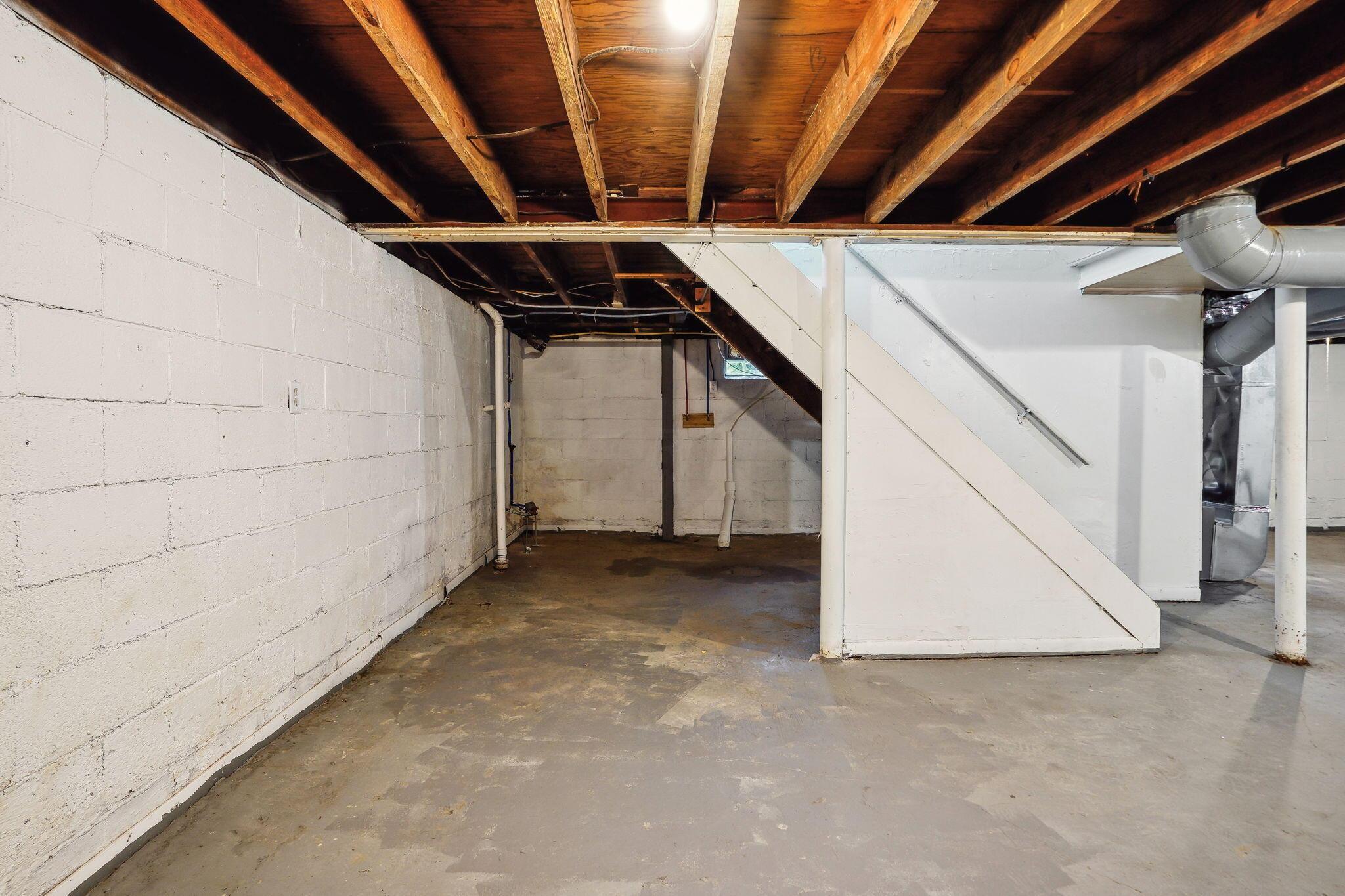 2261 Delbert Road Columbus, OH 43211 - Photo 33 of 40 24-web-or-mls-2261-delbert-rd