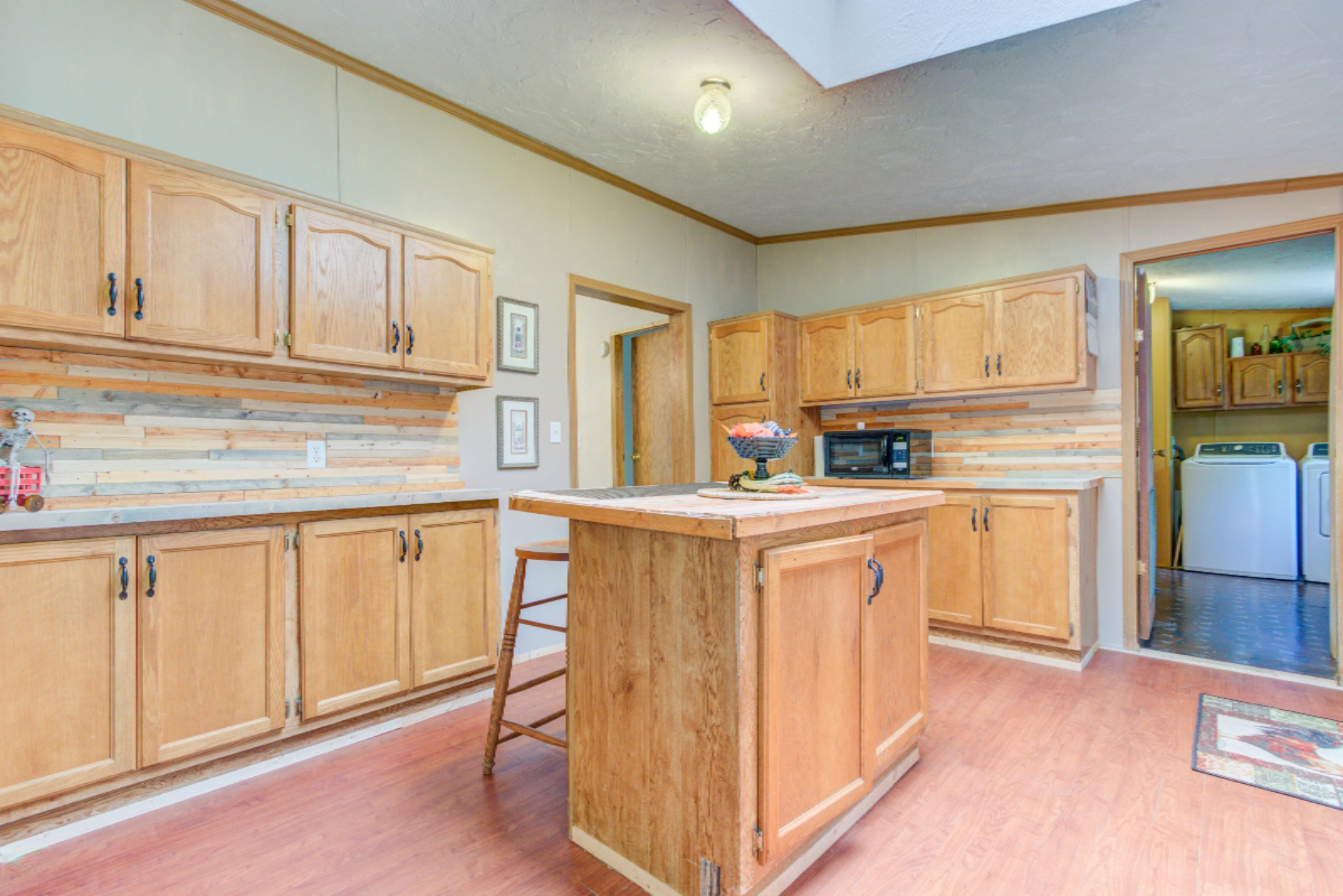 4904 Automobile Road Muskegon, MI 49445 - Photo 13 of 35 4904 Automobile (13 of 39)