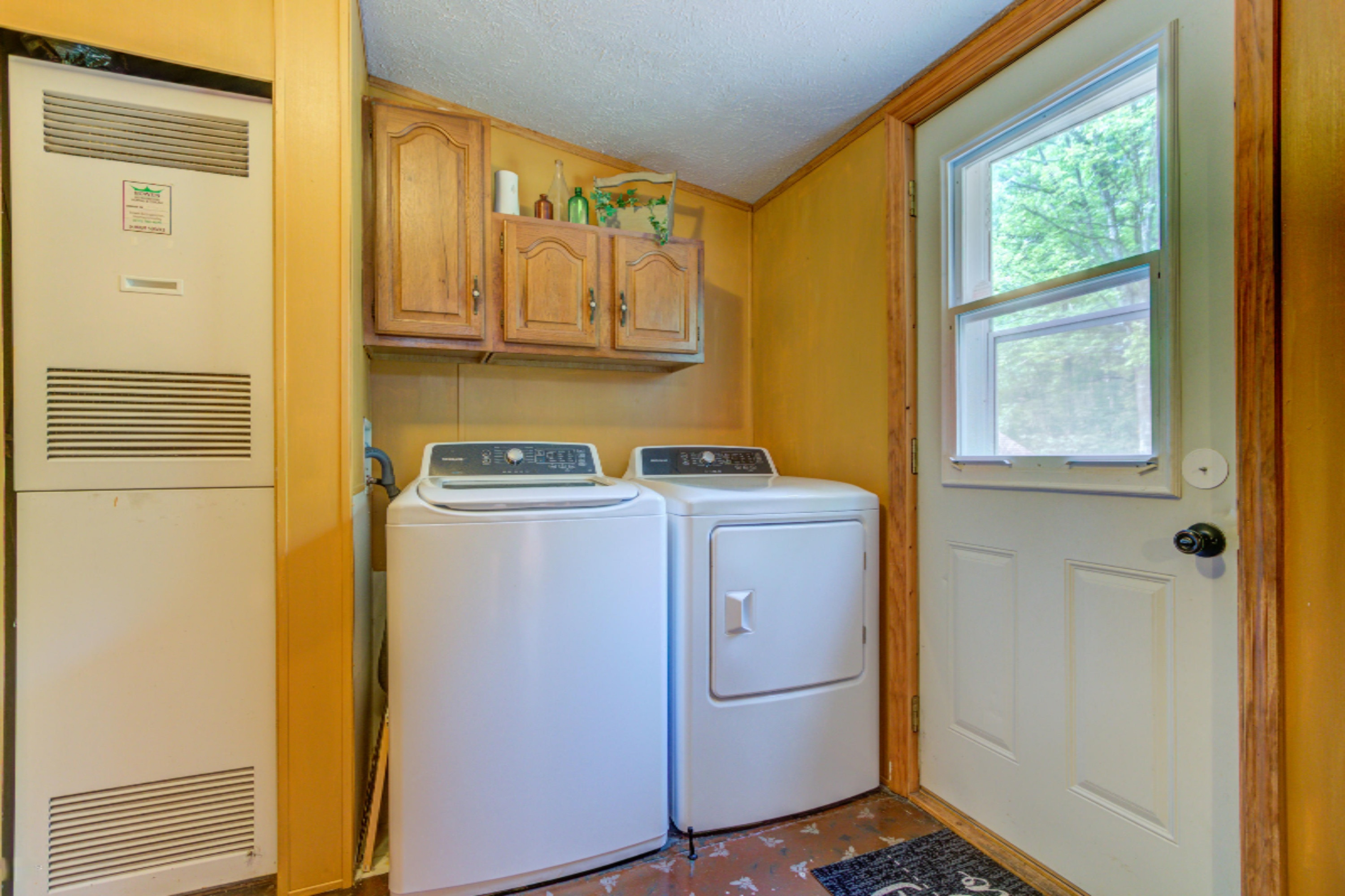 4904 Automobile Road Muskegon, MI 49445 - Photo 17 of 35 4904 Automobile (17 of 39)