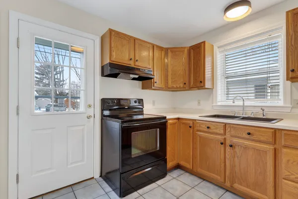 $440,000 | 136 Dawson Street, South Portland, ME 04106