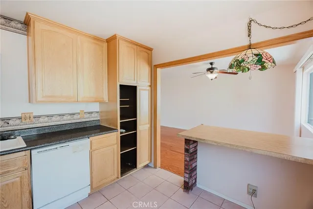 $675,000 | 9576 Vía Bernardo, Burbank, CA 91504