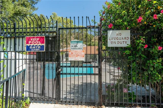 $675,000 | 9576 Vía Bernardo, Burbank, CA 91504