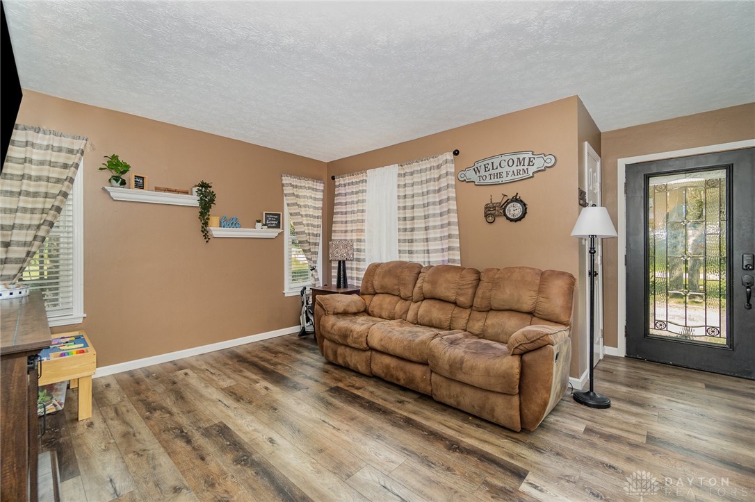11395 Preble County Line Road Verona, OH 45378 - Photo 8 of 34 Gallery Image 8