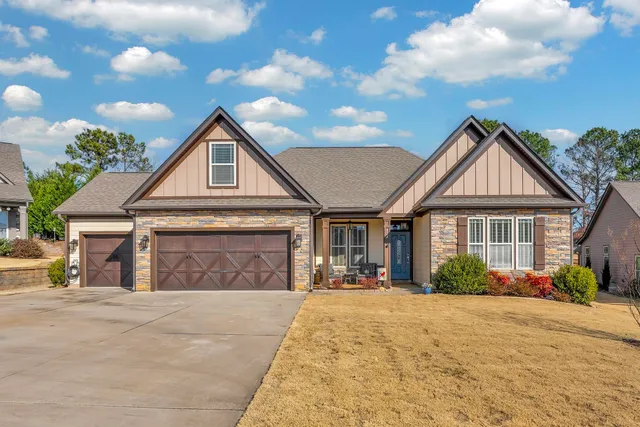 $585,000 | 324 Holly Oaks Lane, Inman, SC 29349