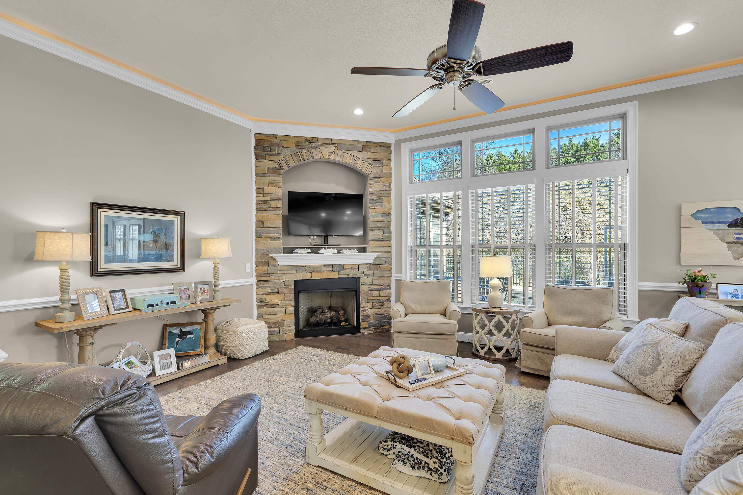 324 Holly Oaks Lane Inman, SC 29349 - Photo 6 of 33