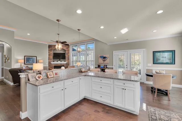 $585,000 | 324 Holly Oaks Lane, Inman, SC 29349