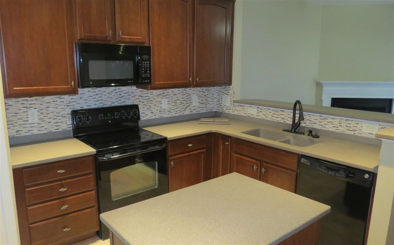 8004 Beech Tree Ridge Trail Raleigh, NC 27612 - Photo 7 of 30 Kitchen