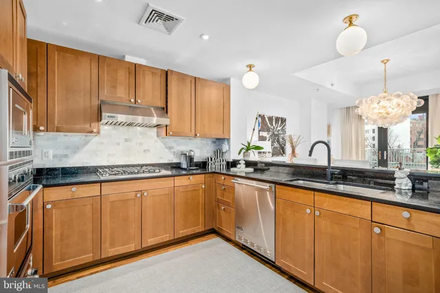 $1,495,000 | 2425 L Street Northwest, Unit 504, Washington, DC 20037