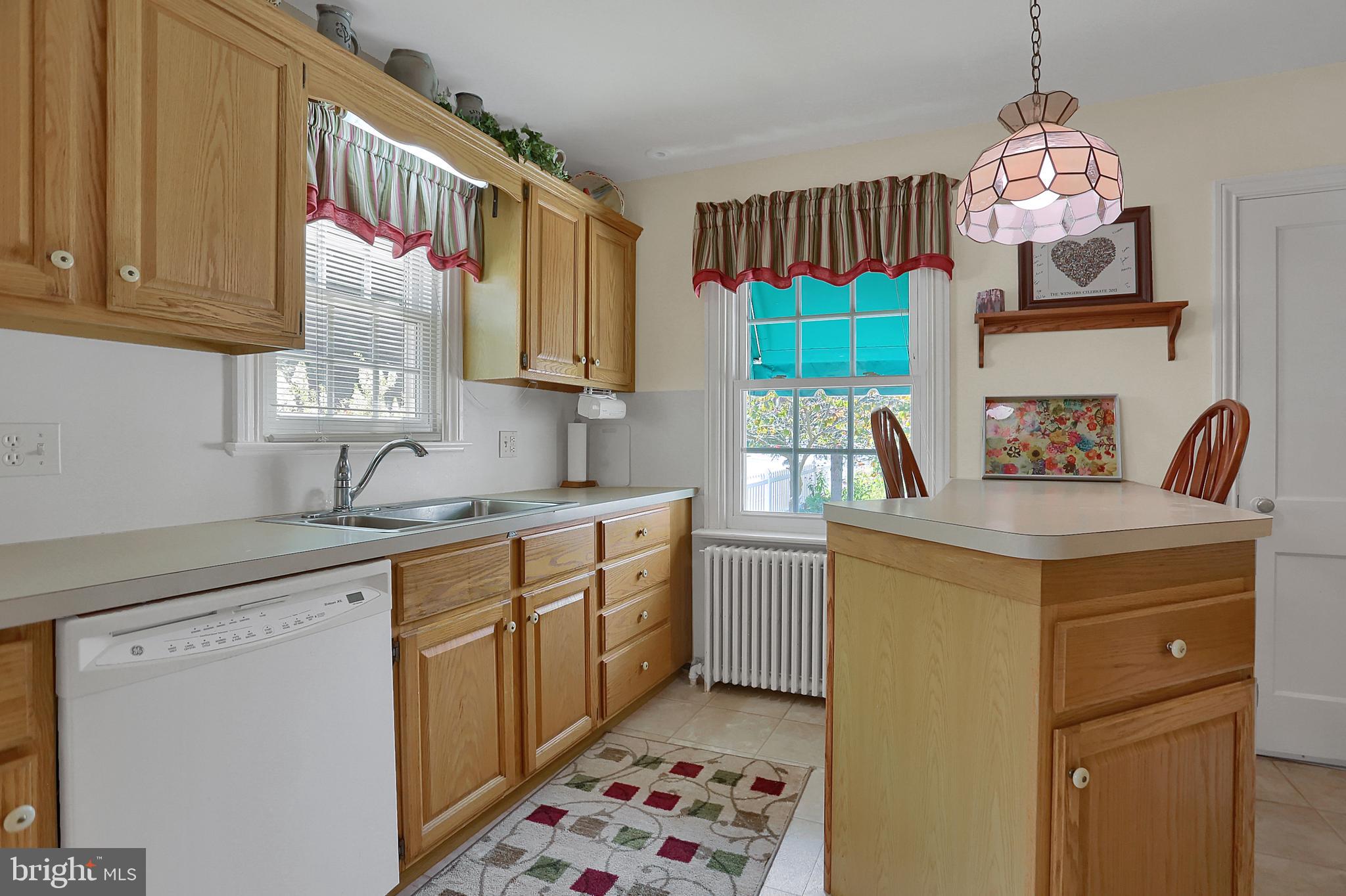 262 South Cedar Street Lititz, PA 17543 - Photo 21 of 33