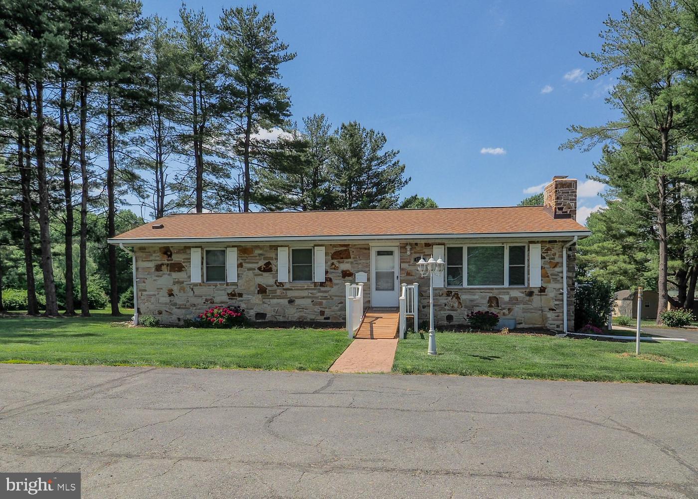 4104 Conowingo Road Darlington, MD 21034 - Photo 6 of 52 Beautiful Rancher Stone Rancher