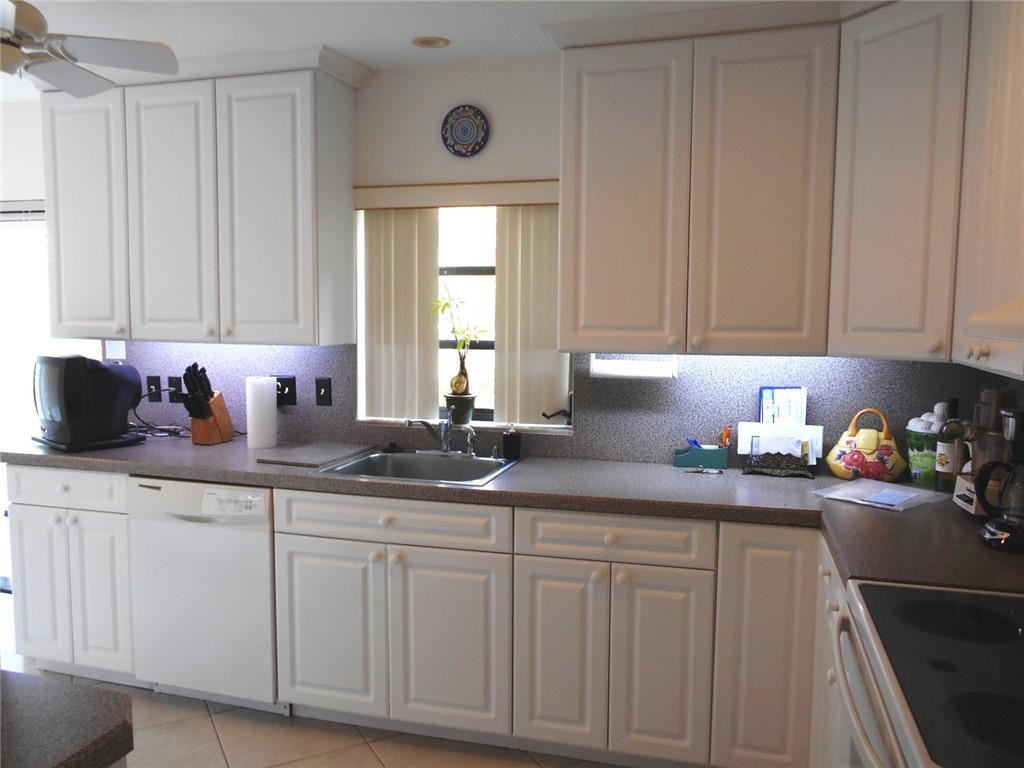 8511 Casa Del Lago Boca Raton, FL 33433 - Photo 7 of 28 Photo 7