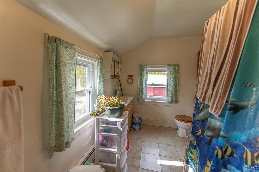 415 Easton Road Riegelsville, PA 18077 - Photo 17 of 24 419 Easton Road