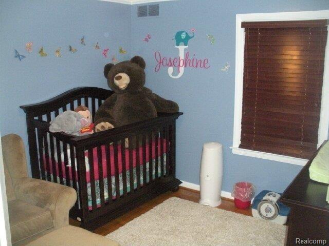 442 Moran Road Grosse Pointe, MI 48236 - Photo 15 of 21 Bedroom