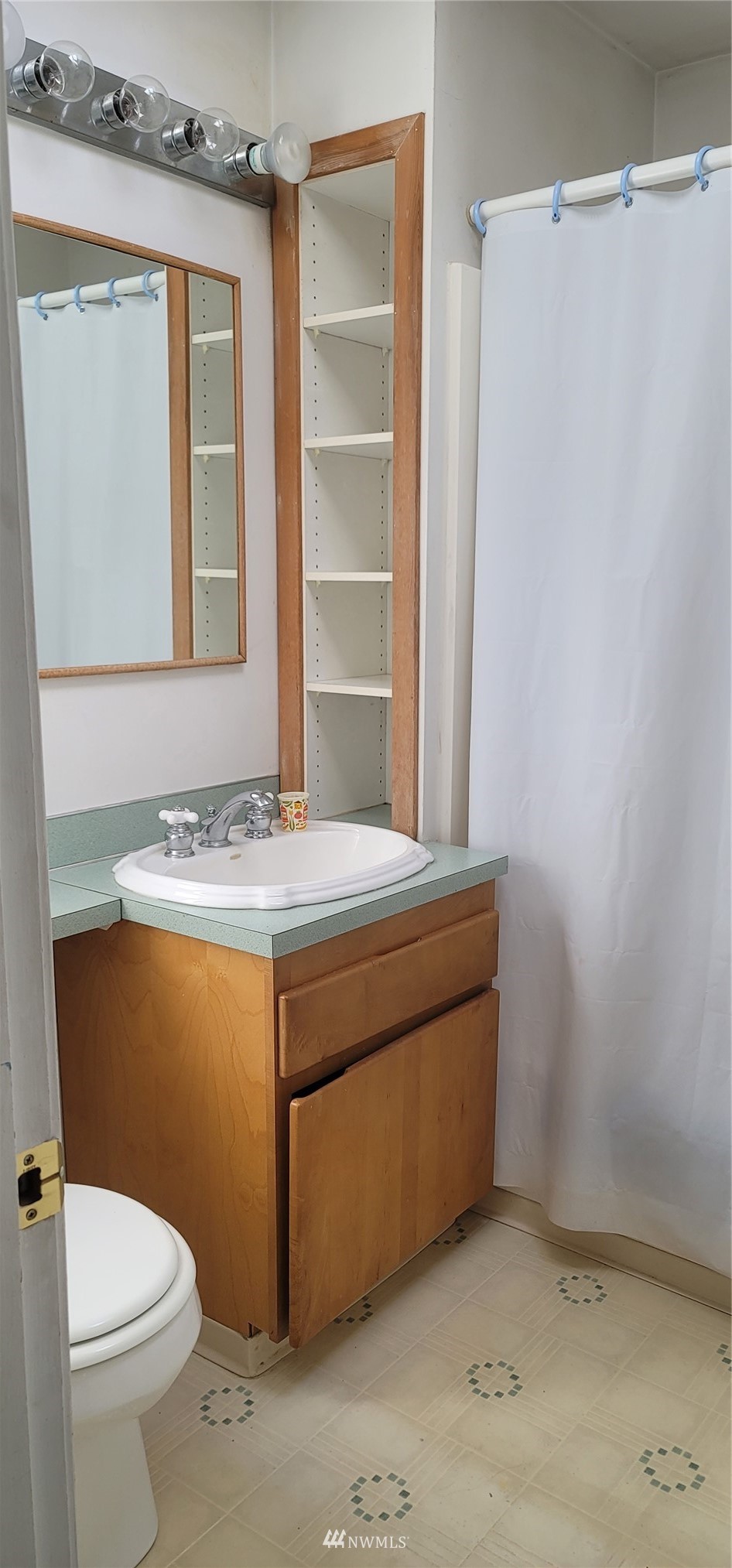 320 Todd Road Northeast Puyallup, WA 98372 - Photo 19 of 27 Gallery Image 19