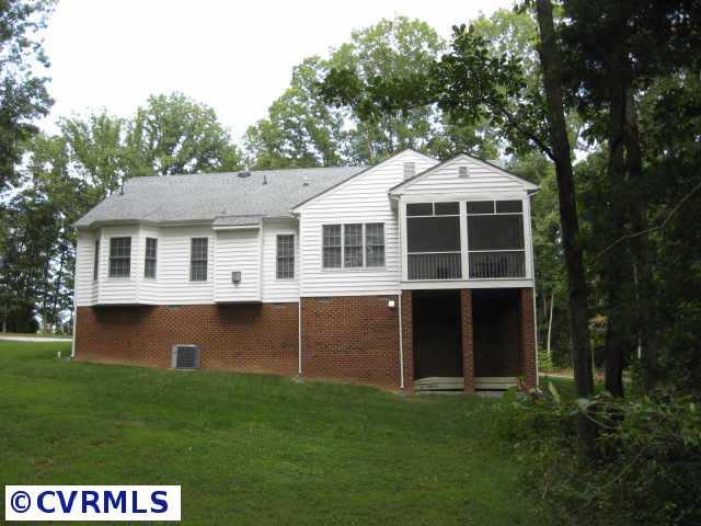 795 Three Chopt Road Manakin-Sabot, VA 23103 - Photo 2 of 8 Other - View of front entry and dining room