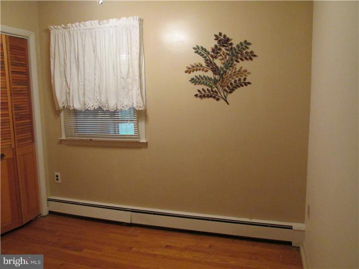613 Ruth Avenue Aston, PA 19014 - Photo 15 of 22 Bedroom 3