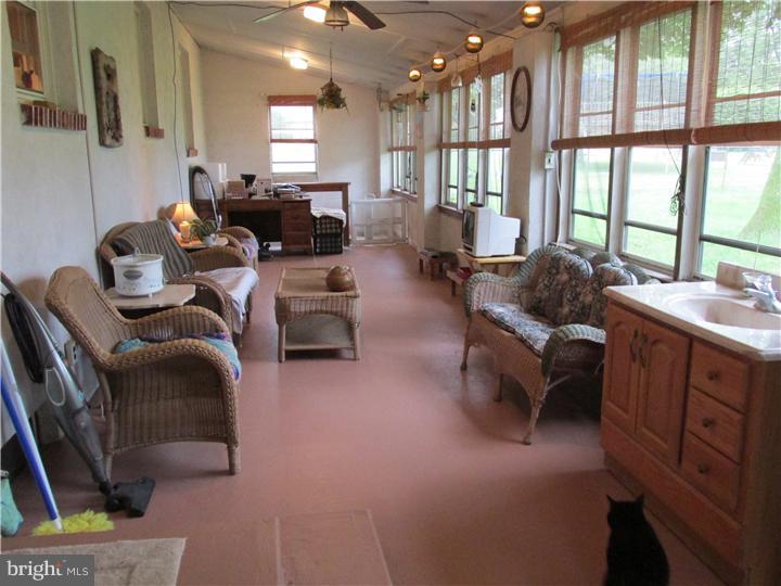 613 Ruth Avenue Aston, PA 19014 - Photo 3 of 22 Enclosed Porch