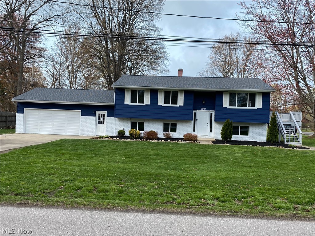 7097 Roe Boulevard Madison, OH 44057 - Photo 1 of 26