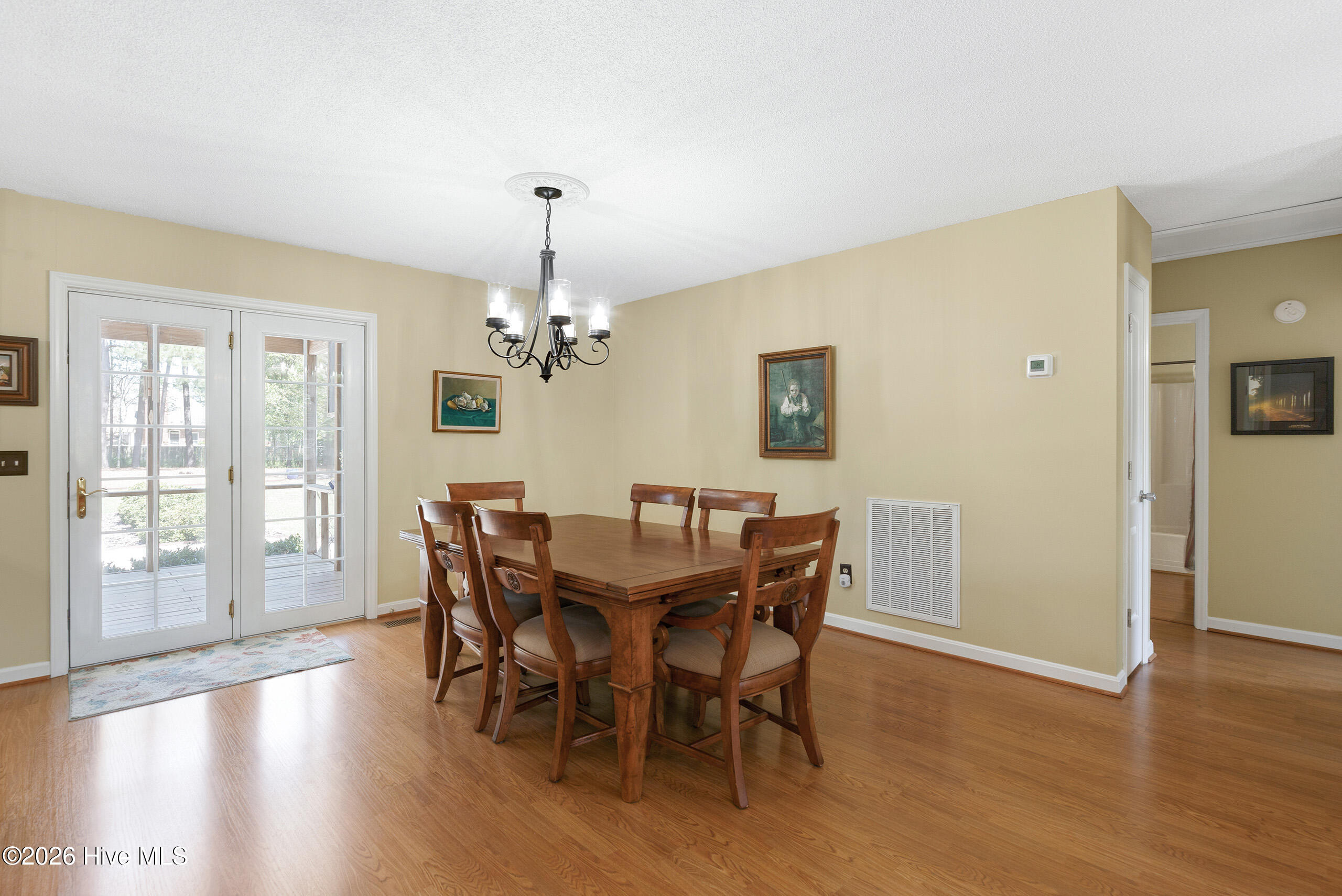 650 Hidden Valley Road Wilmington, NC 28409 - Photo 21 of 51 HiddenVally650-6DRShaneL33A5042-CR2