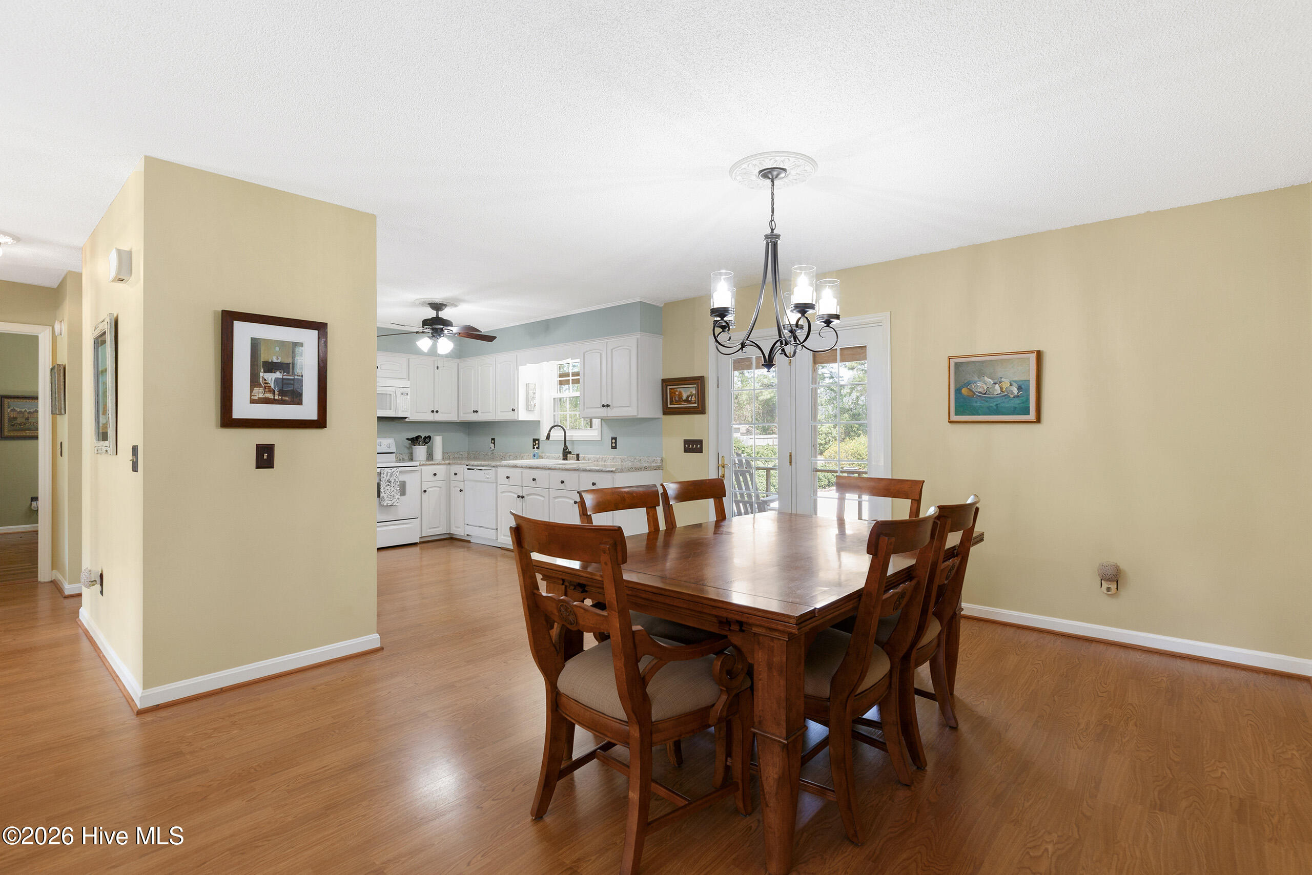 650 Hidden Valley Road Wilmington, NC 28409 - Photo 22 of 51 HiddenVally650-6DRShaneL33A5052-CR2