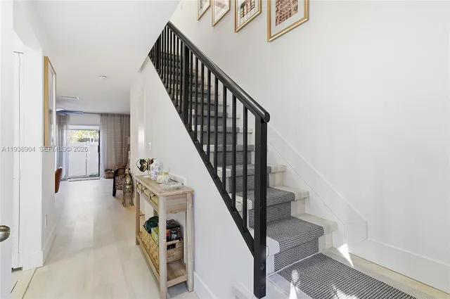 $400,000 | 11611 Northwest 11th Street, Unit 11611, Pembroke Pines, FL 33026