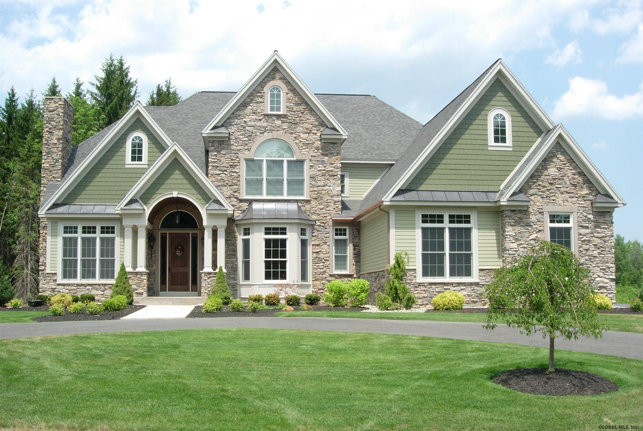 119 Maxwell Road Colonie, NY 12110 - Photo 1 of 13 Photo 1