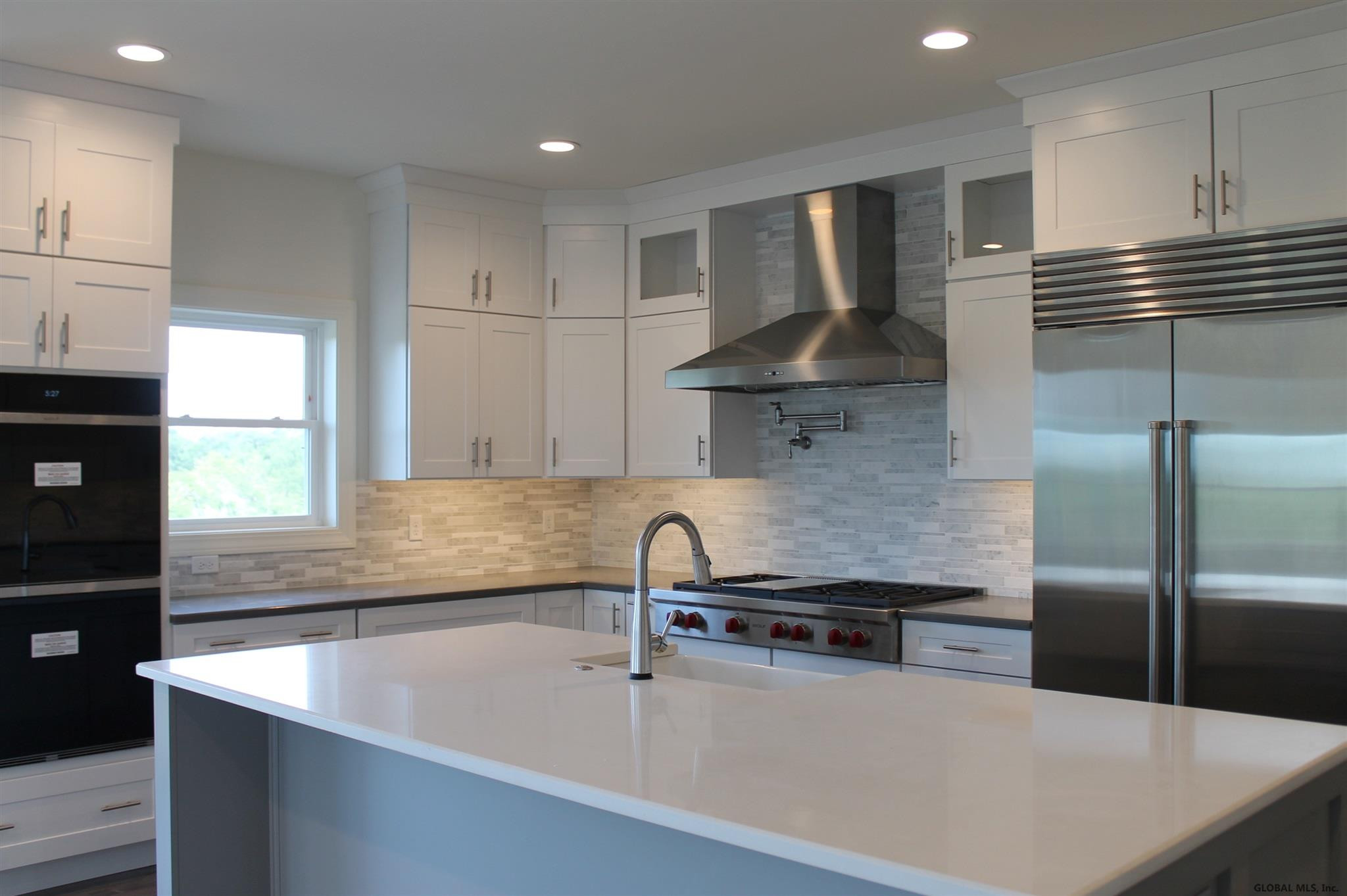 119 Maxwell Road Colonie, NY 12110 - Photo 4 of 13 Photo 4