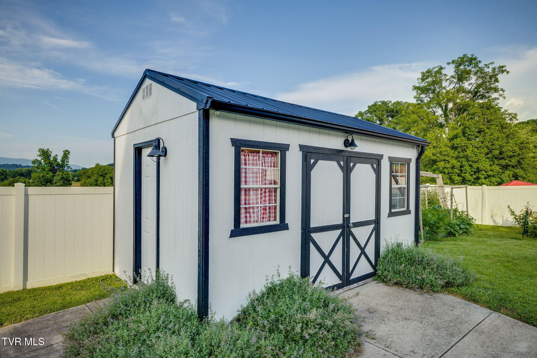 146 Hopson Road Johnson City, TN 37601 - Photo 64 of 78 057