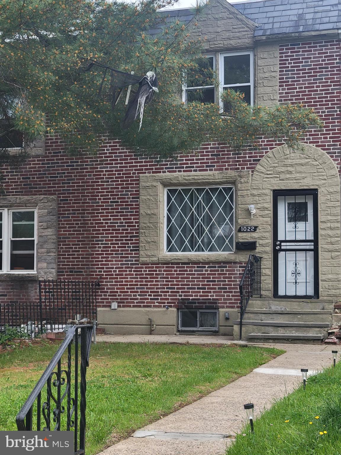 1022 Windsor Road Collingdale, PA 19023 - Photo 3 of 8