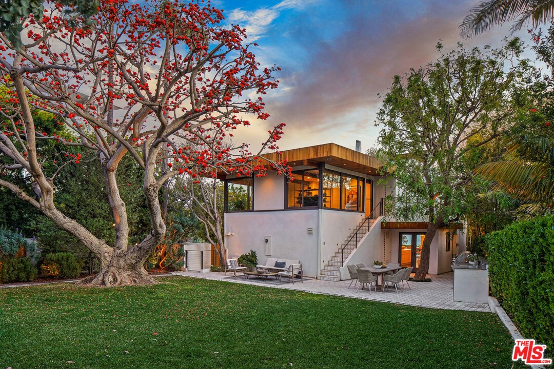 49 Mabery Road Santa Monica, CA 90402 - Photo 11 of 31