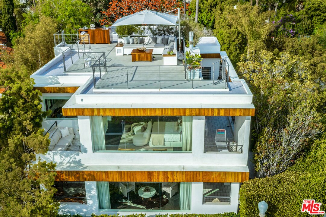 49 Mabery Road Santa Monica, CA 90402 - Photo 4 of 31